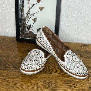 Spring Step Tulisa Slip On size 40EU-9US Good condition. White